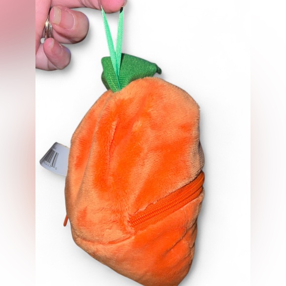 Dan Dee Peter Rabbit 2 Movie Flopsy Plush 7” In Zippered Carrot 2022 - Picture 6 of 6